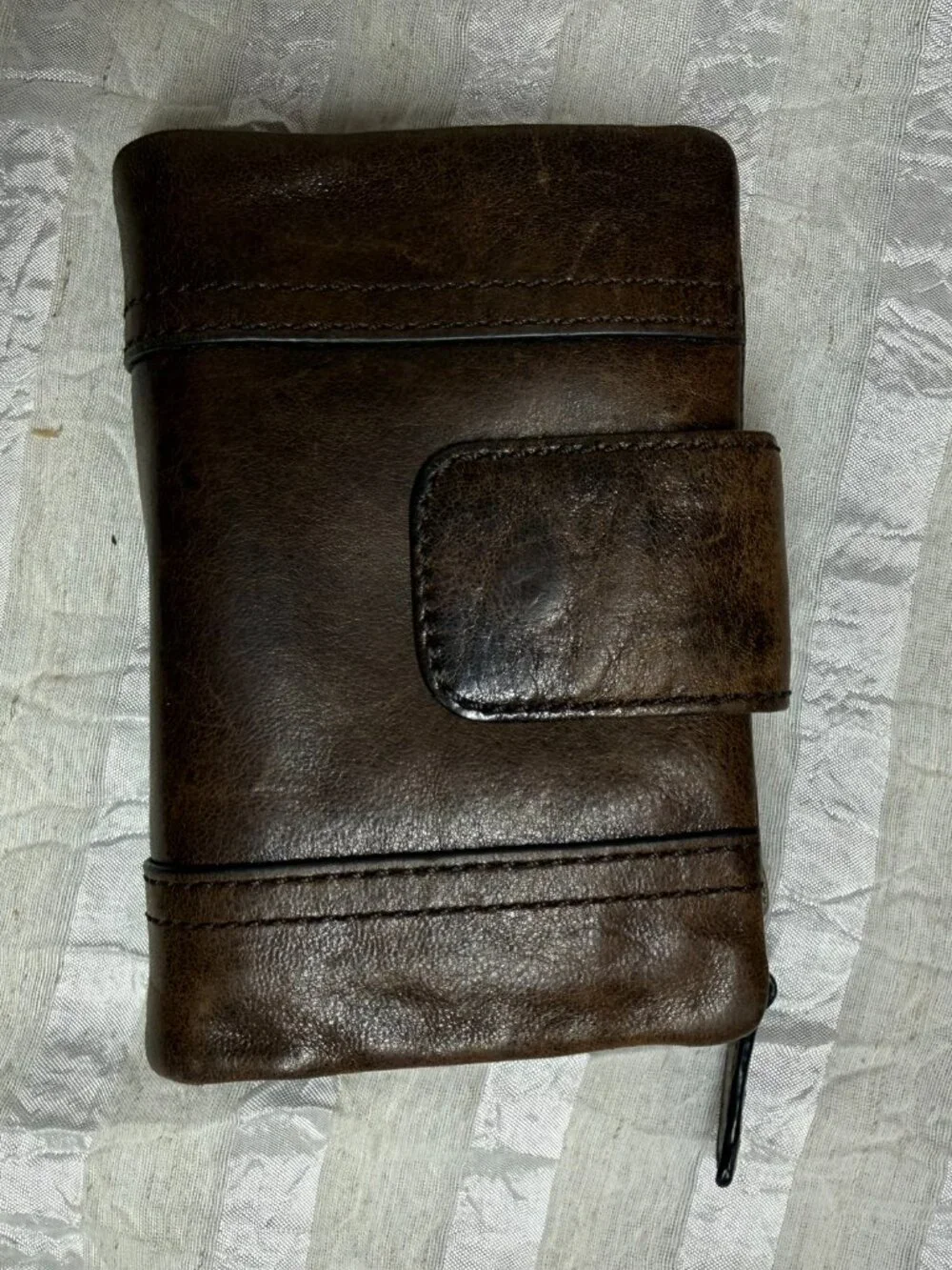 Vintage Fossil Brown Distressed Leather Trifold Wallet 